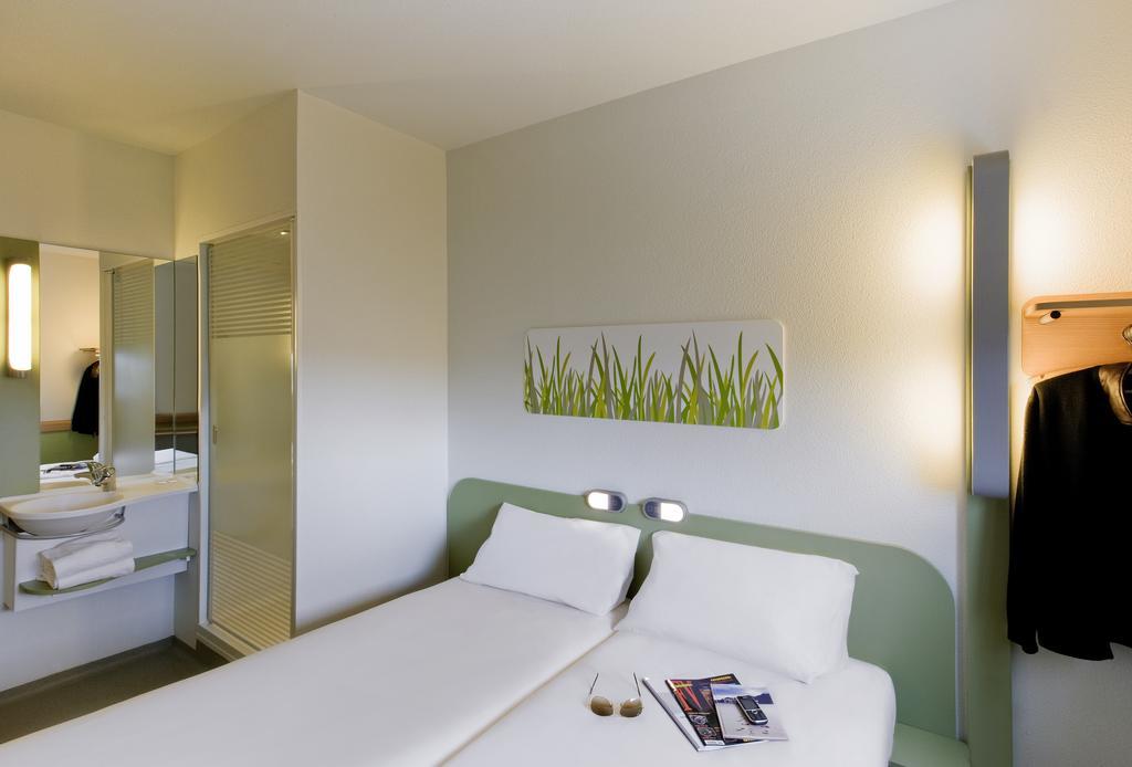 Zweibettzimmer