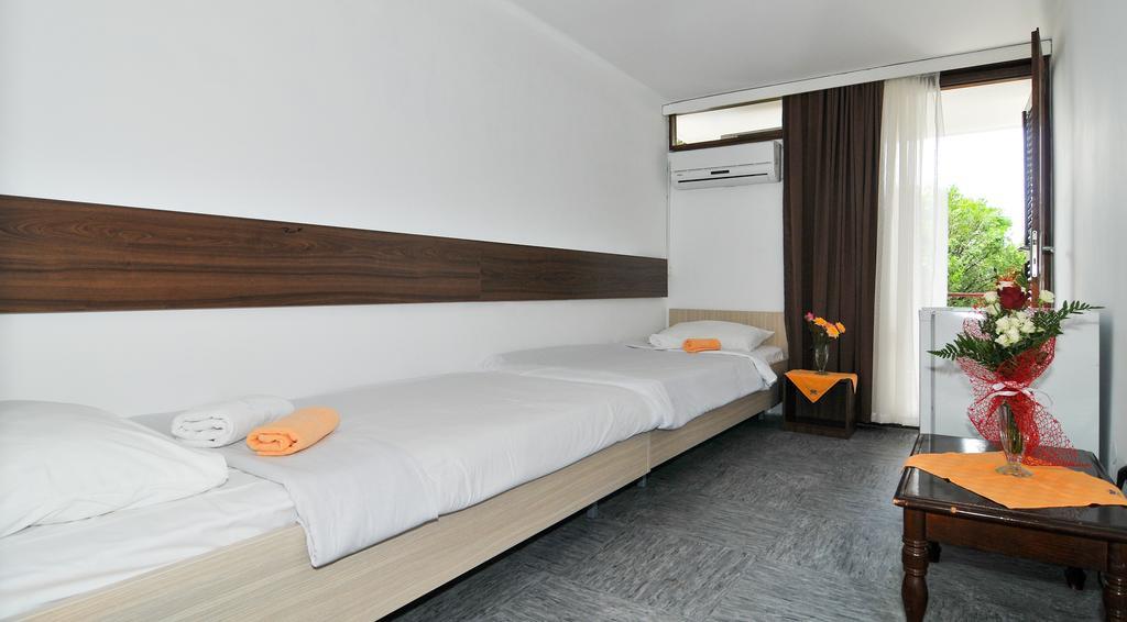 Zweibettzimmer mit Meerblick