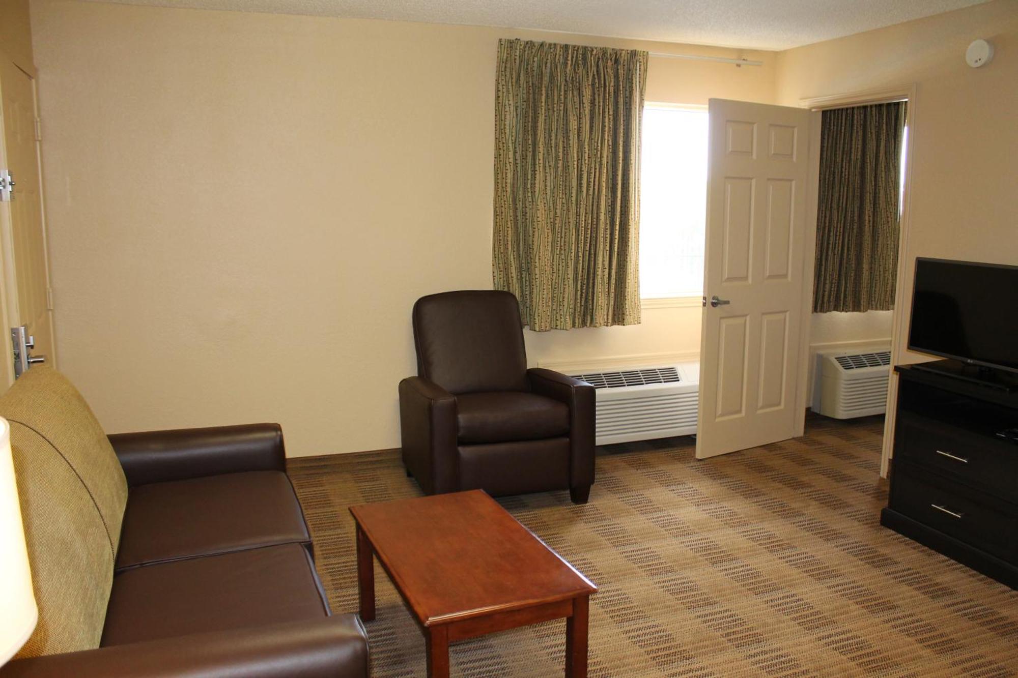Suíte de 1 Quarto com 2 Camas de Casal - Não-fumantes