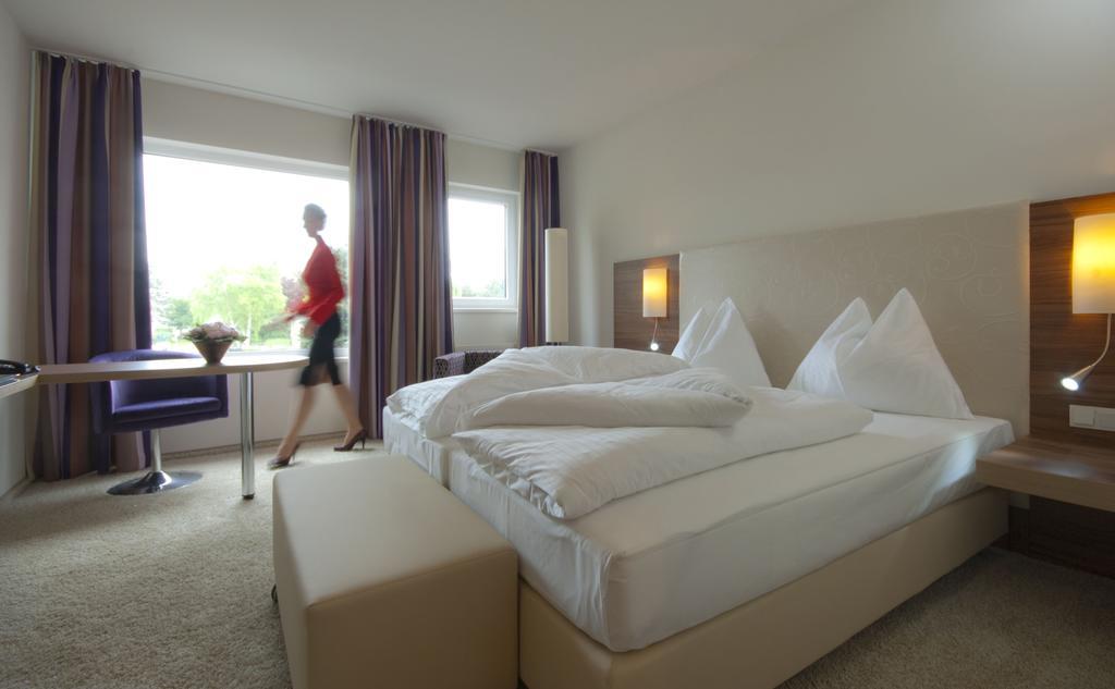 Business Doppel-/Zweibettzimmer