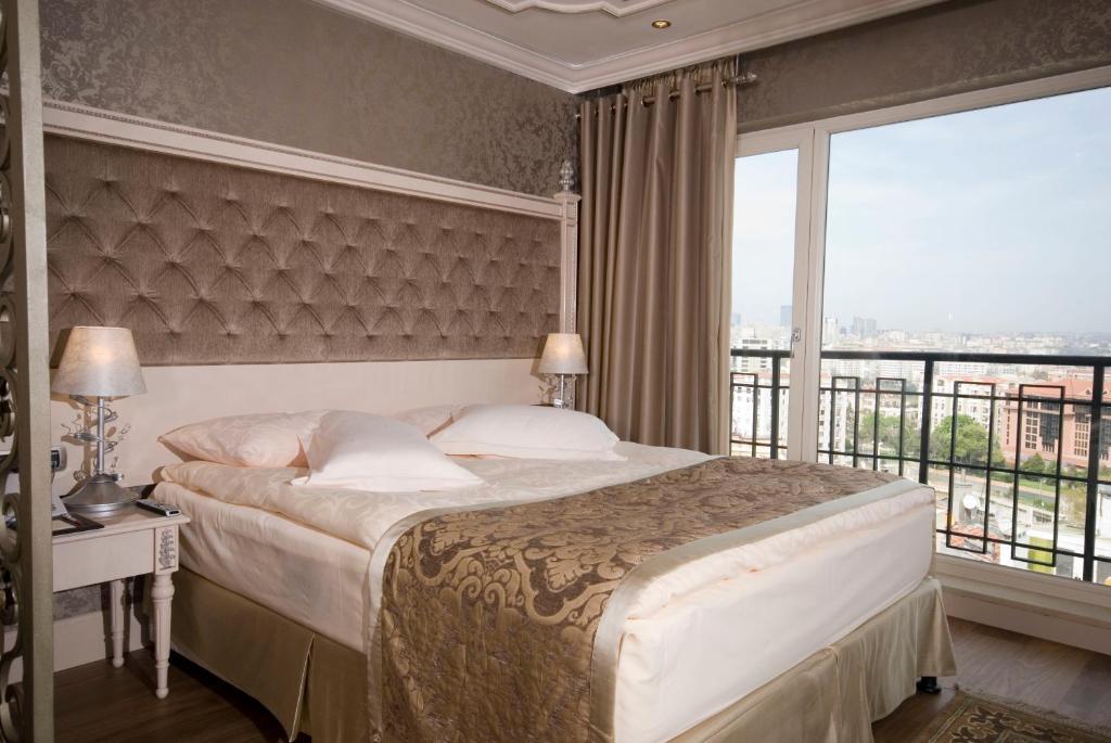 Suite with Bosphorus View and Spa Bath