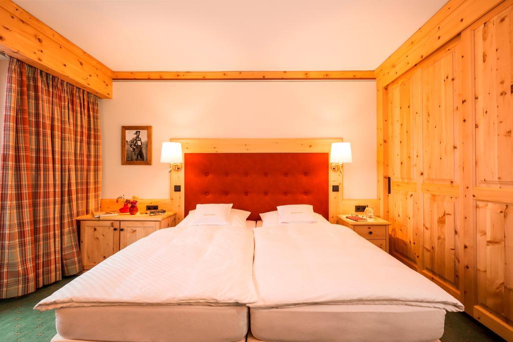Doppelzimmer mit Balkon