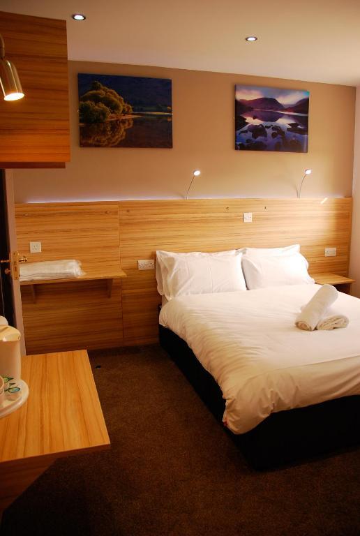 Quarto Duplo