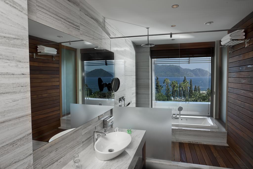 Suite Deluxe con Vistas al Mar
