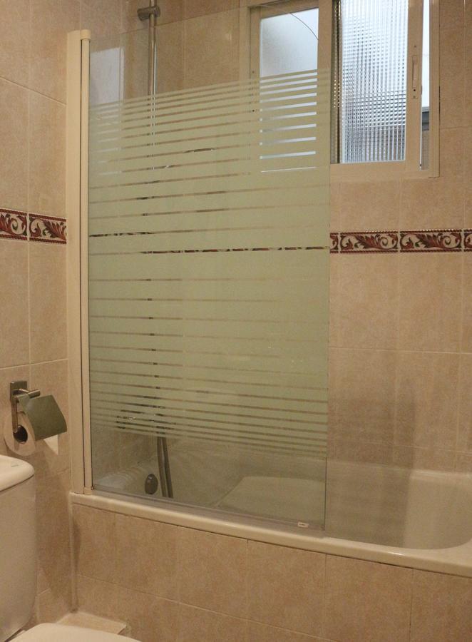 Tweepersoonskamer met Gedeelde Badkamer