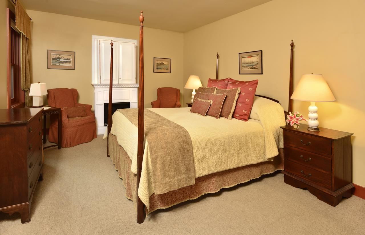 Queen Room,590992341:JPEG