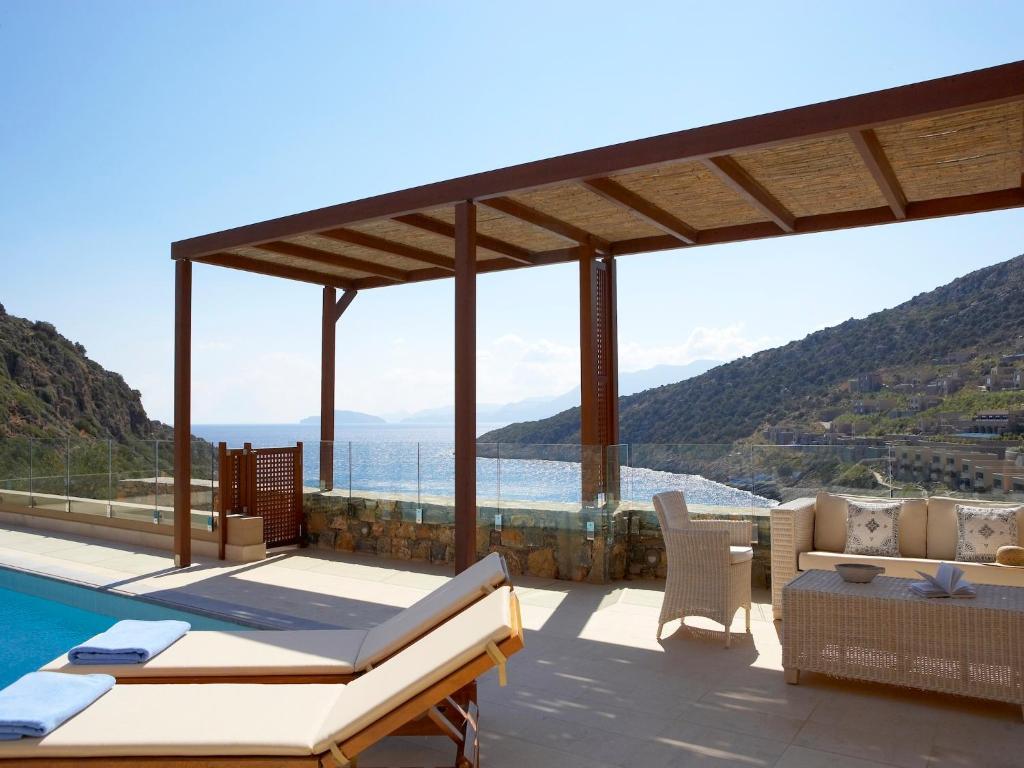 Suite con 1 Camera da Letto, Vista Mare e Piscina Privata