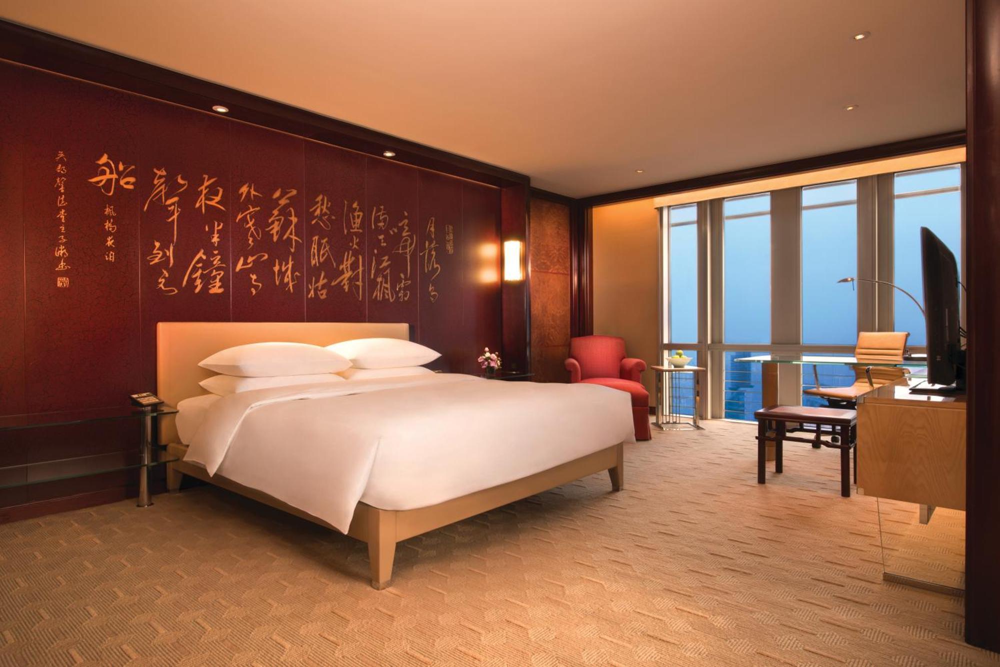 Queen Room River View