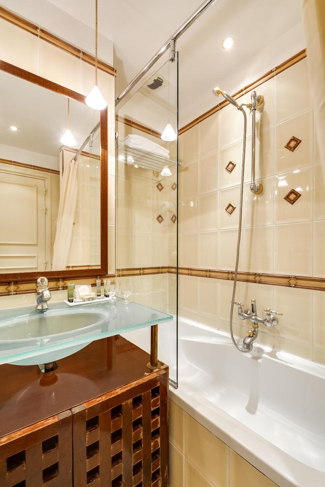 Quarto Standard com 2 Camas de Solteiro