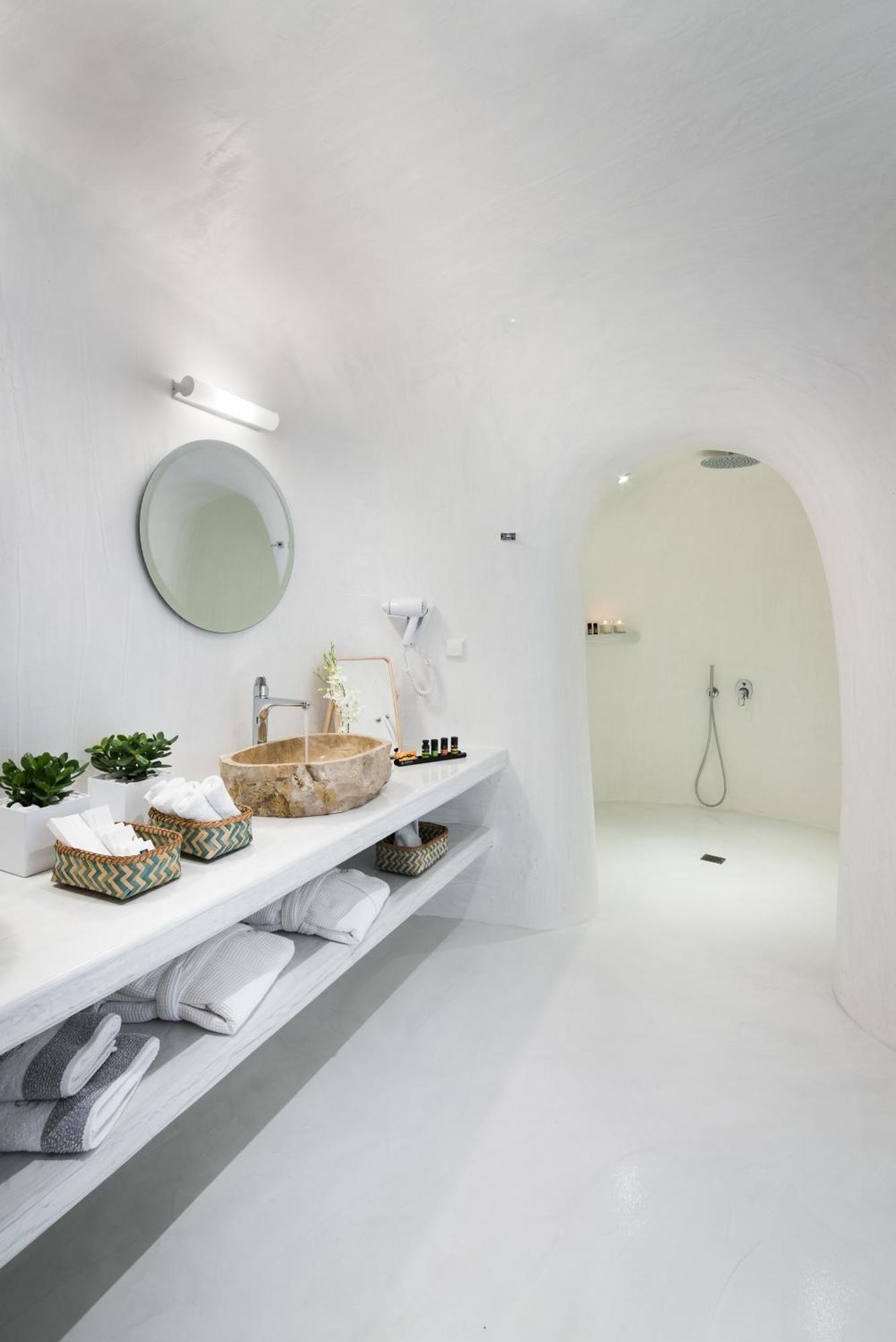 Junior Suite con Vasca Immersione Idromassaggio ad Acqua Fredda Riscaldata all'Aperto
