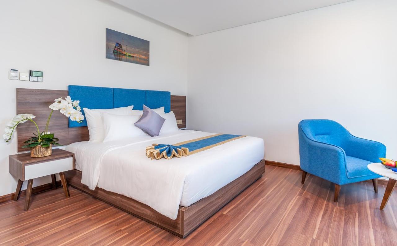 Premium Deluxe Double Room with Sea View