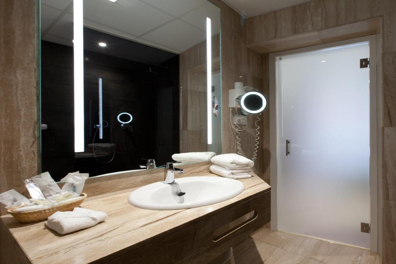 Quarto Triplo com Vistas Puerta del Sol