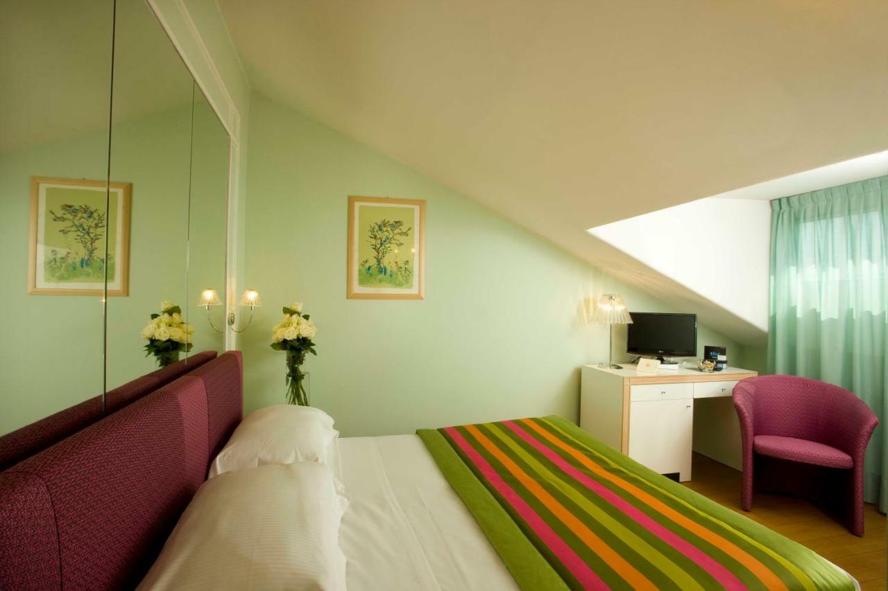 Economy Doppel-/Zweibettzimmer