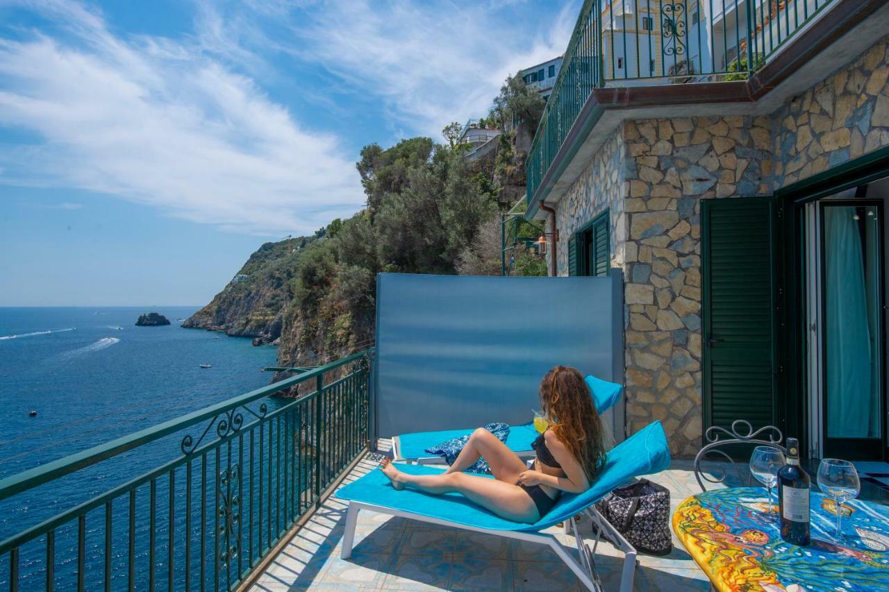 Familiensuite mit Balkon
