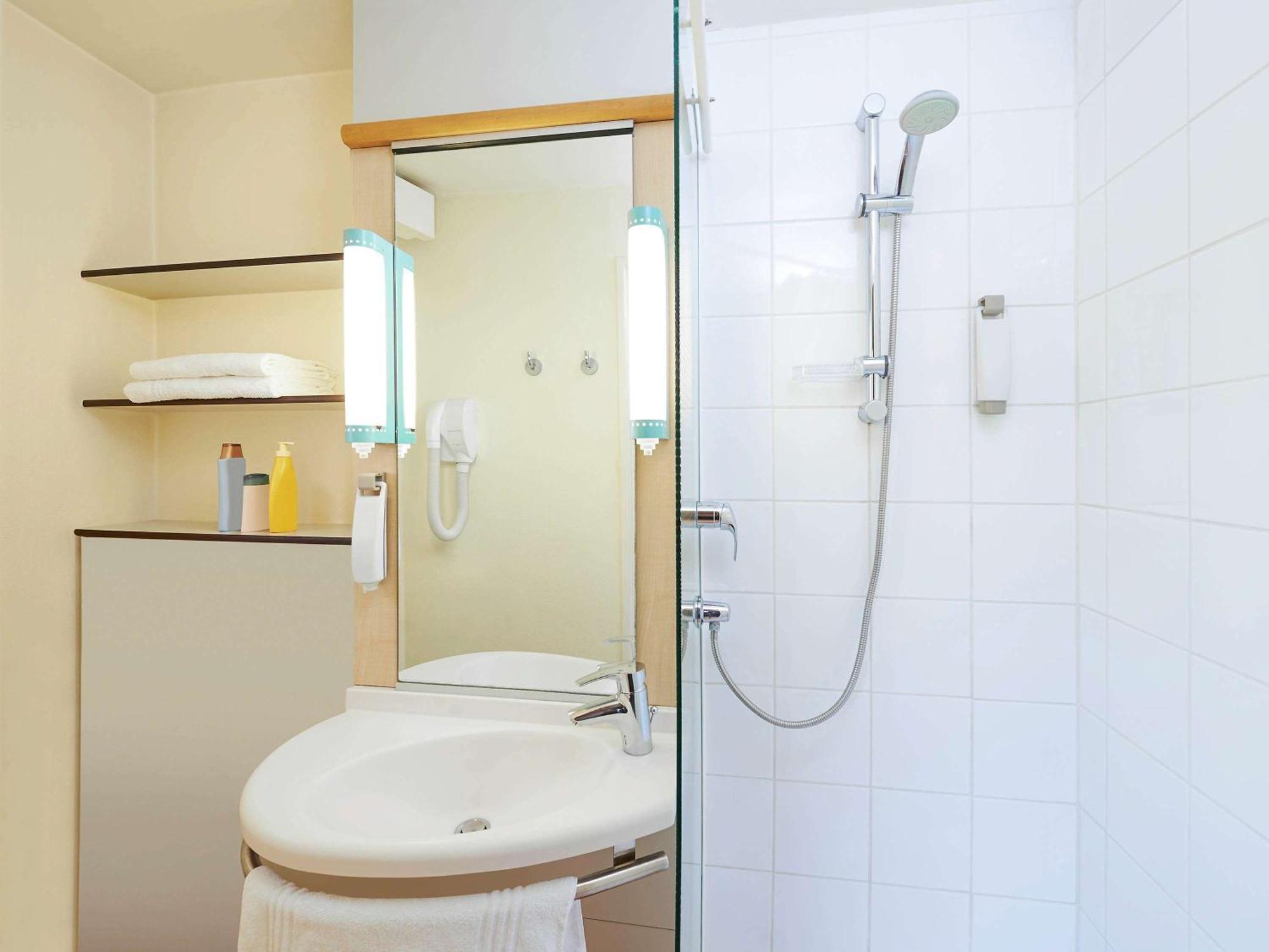 Quarto Duplo Standard