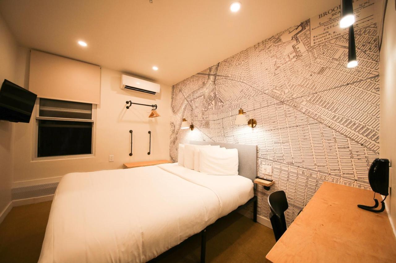 Quarto com Cama Queen-size