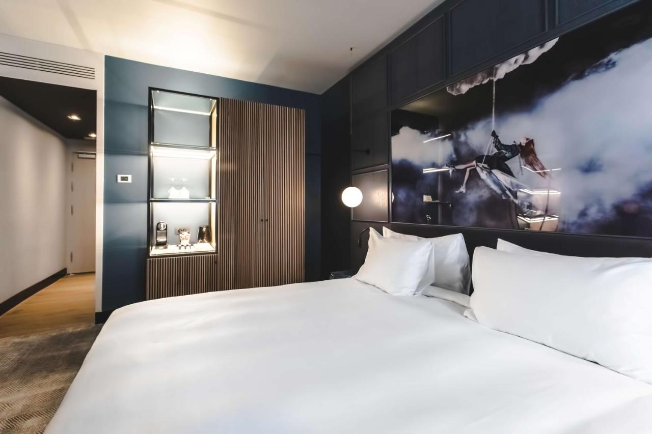 Premium Kamer met Balkon en Uitzicht op het Plein