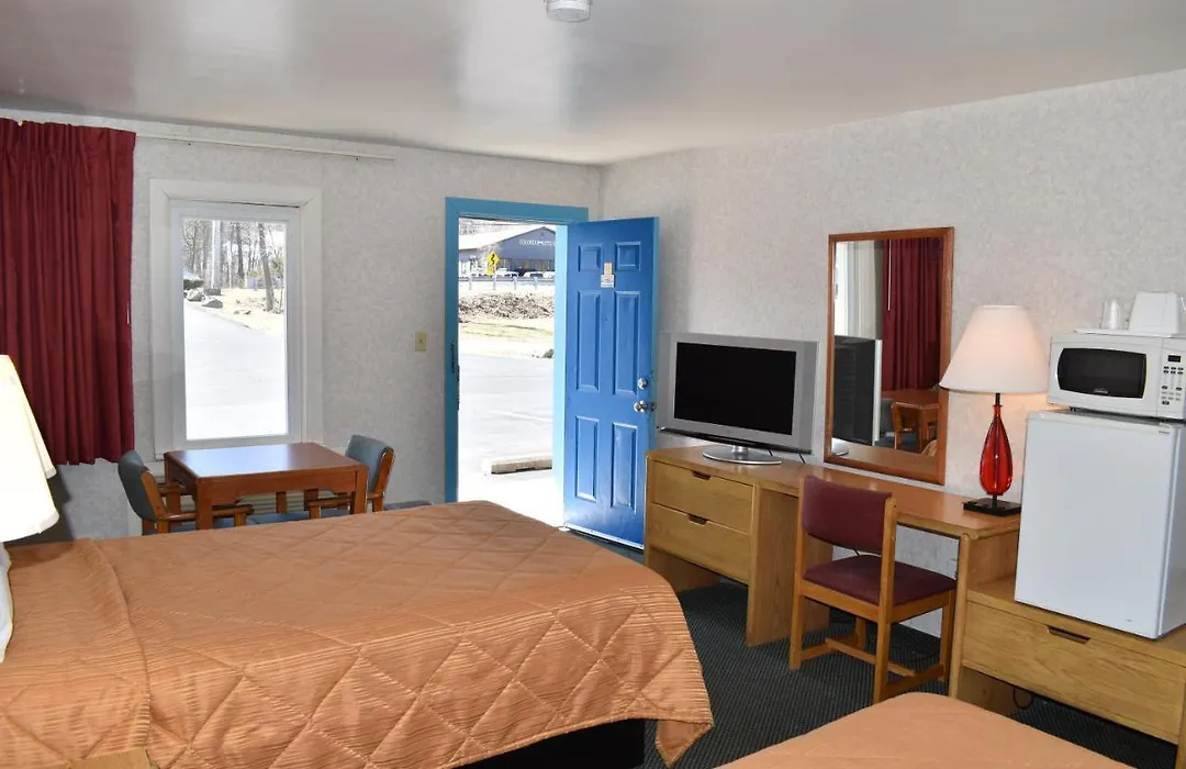 Pocono Night Lodge-1