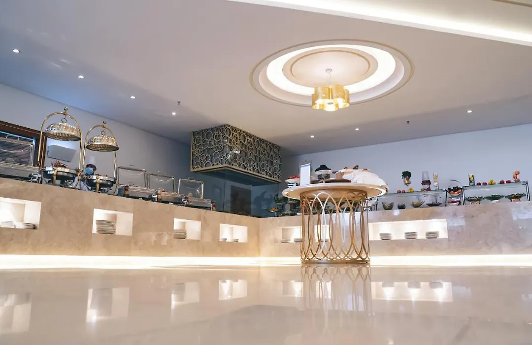 Iridium Hotel-1