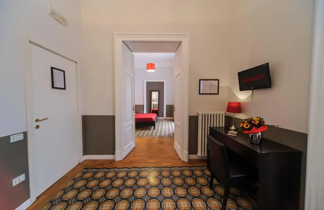 Spaccanapoli Comfort Suites-1