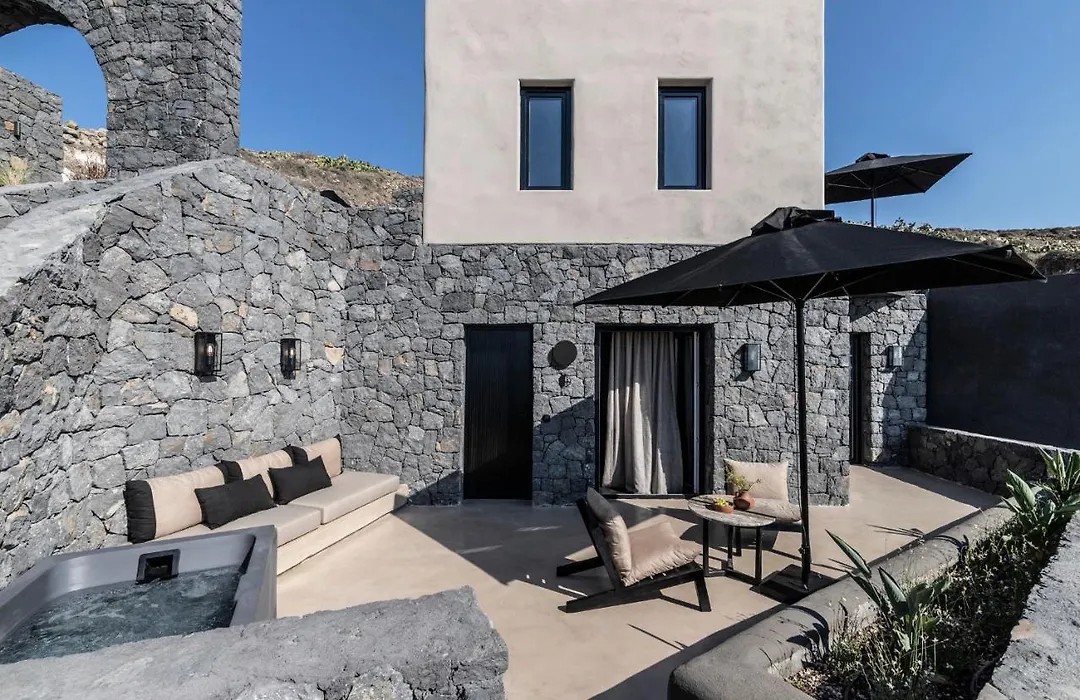 Nimbus Santorini-1