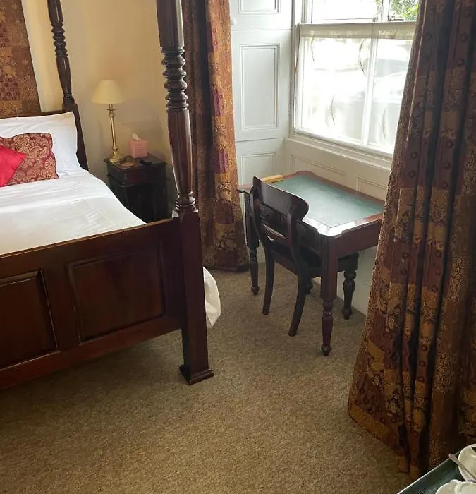 Corncroft Guest House-1