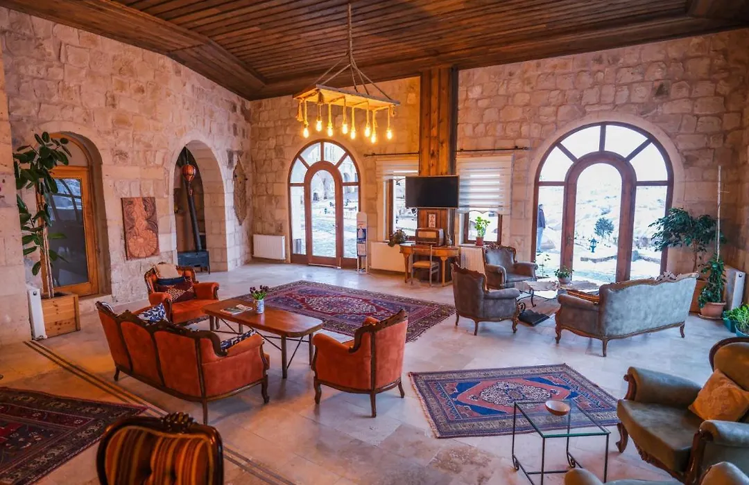 Kalsedon Cave Suites-1