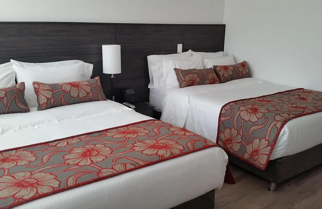 Az Hotel-1