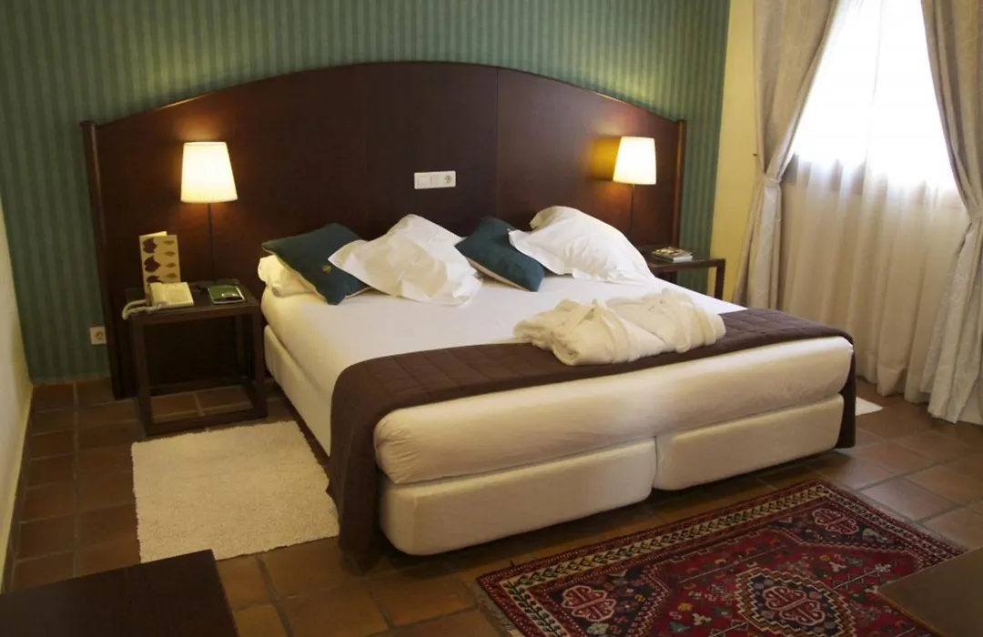 Hotel L'Estació-1
