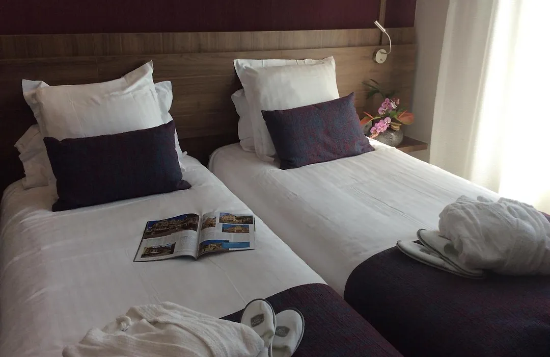 Best Western Le Duguesclin Hôtel-Restaurant-1