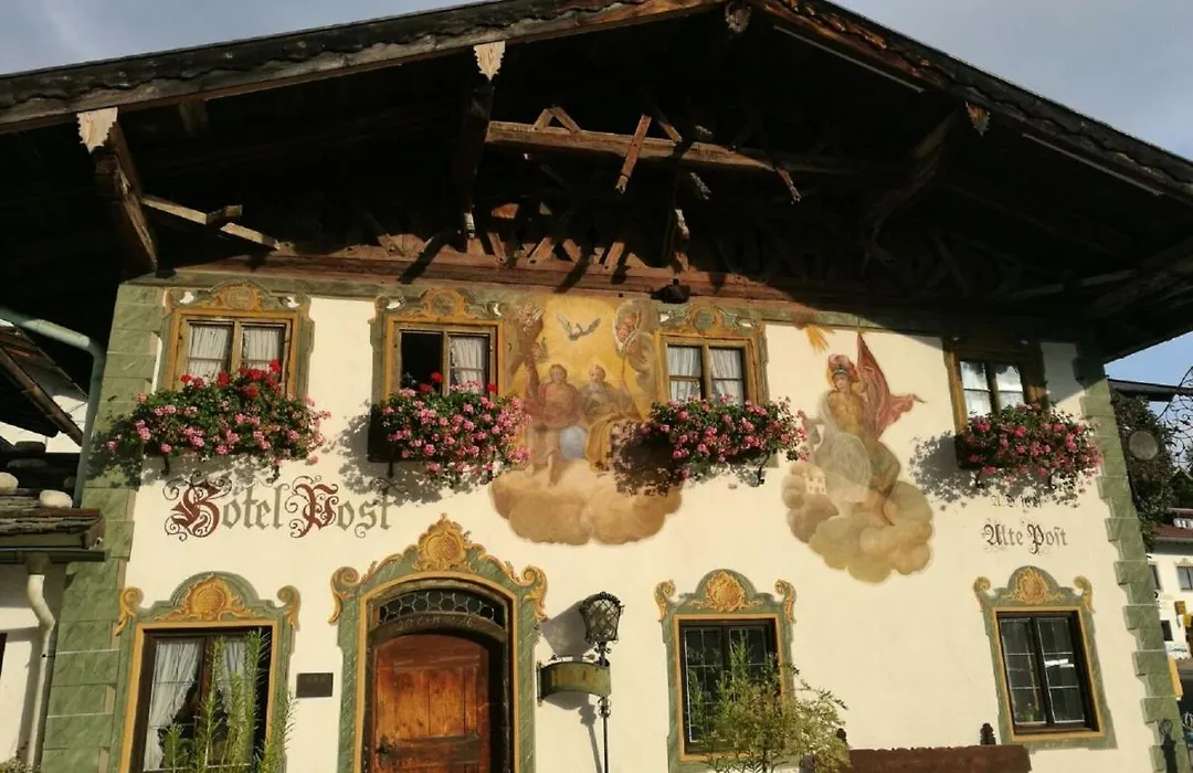 Gasthof&Hotel Zur Post-1