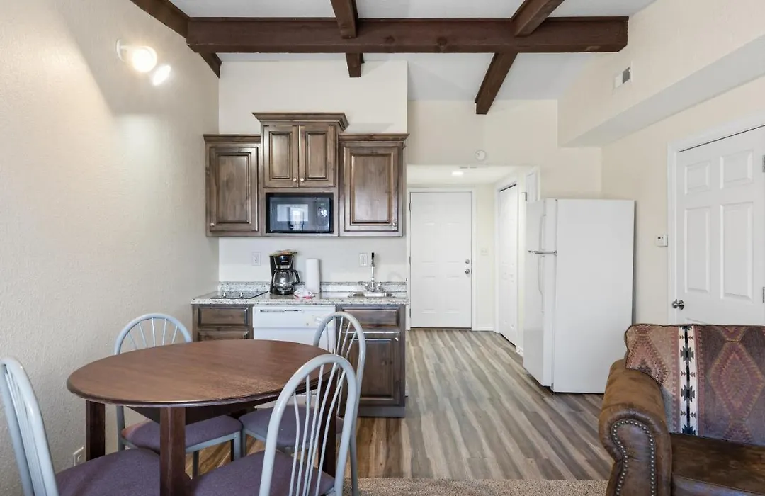 Table Rock Resorts At Kimberling Inn-1