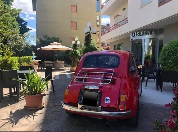 Hotel Cristina-1