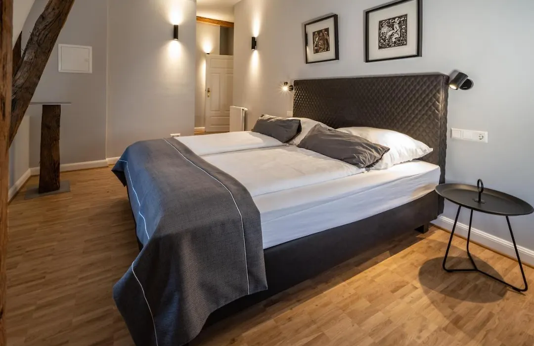 Hotel zur Krone-1