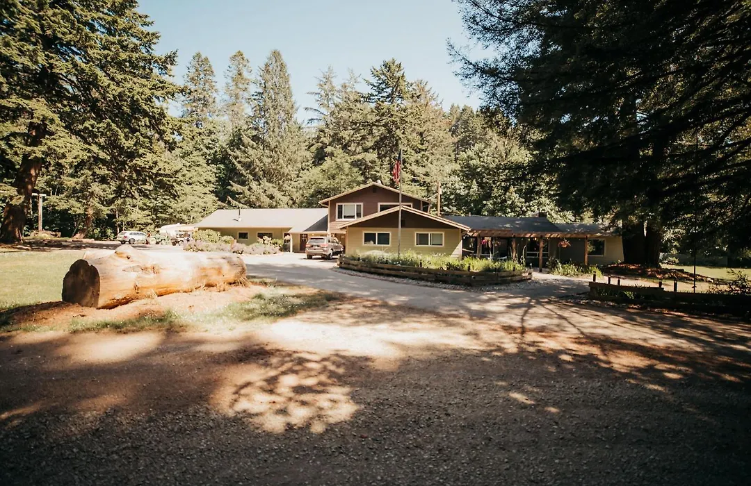Taylor Creek Lodge-1
