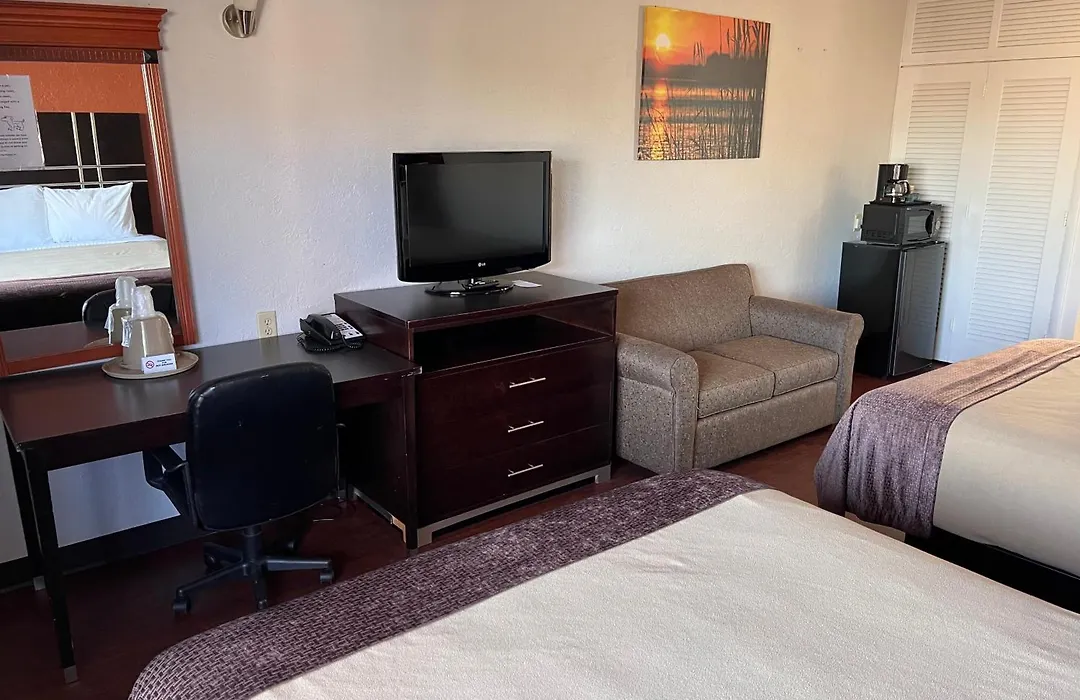 Budget Inn Of Okeechobee-1