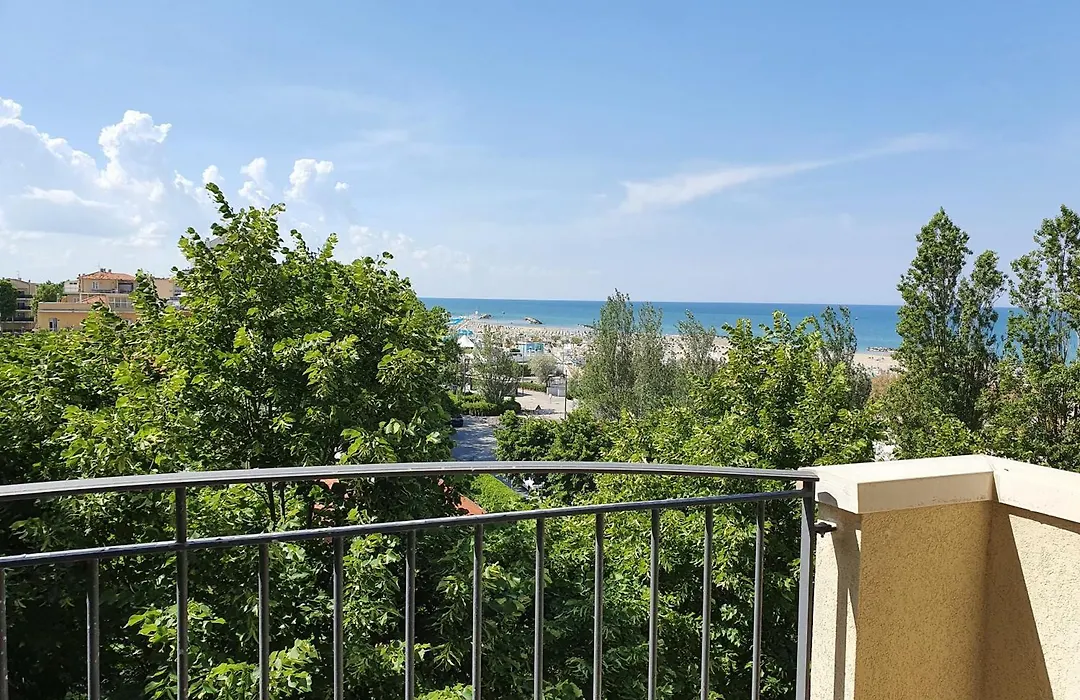 Hotel De La Plage-1