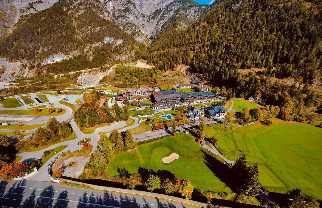 Hotel Gut Brandlhof-1