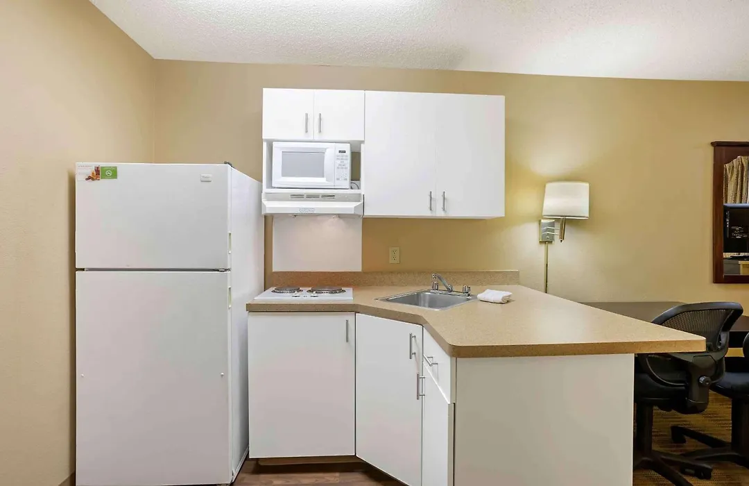 Extended Stay America Select Suites - Springfield - South-1