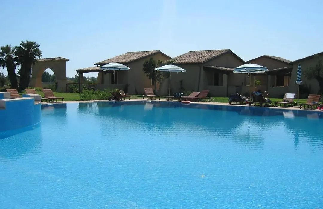 Borghetto Beach Club Resort-1
