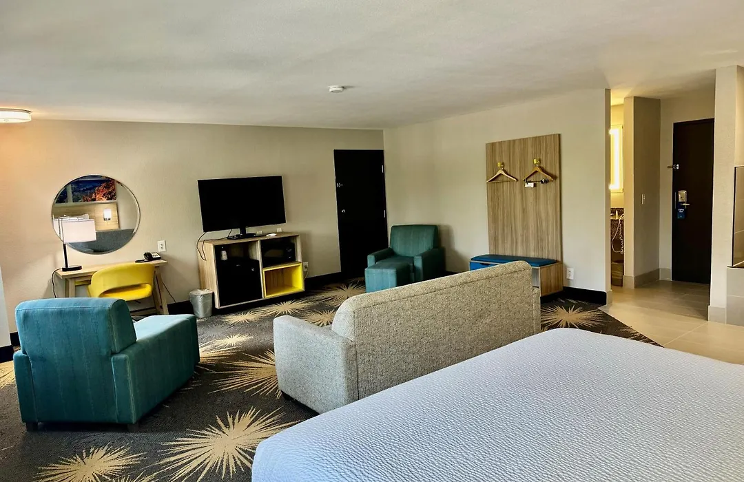 Days Inn By Wyndham Williams-1
