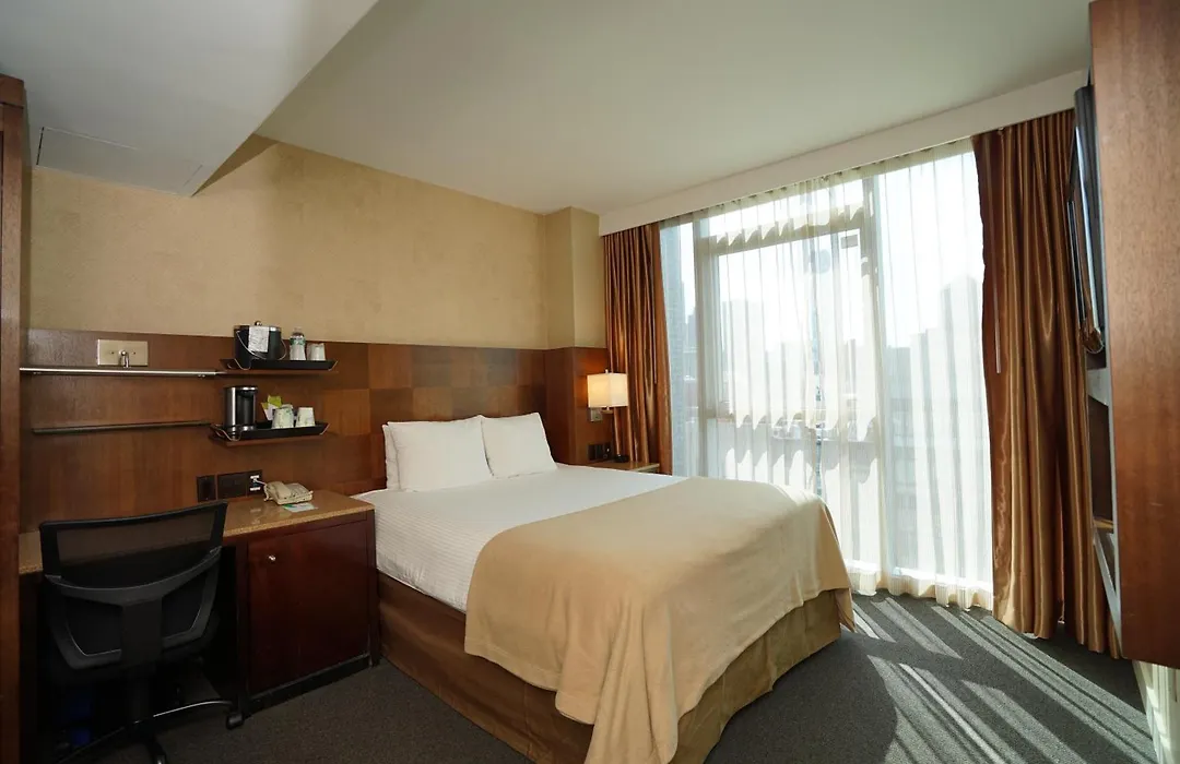 Wyndham Garden Chinatown-1