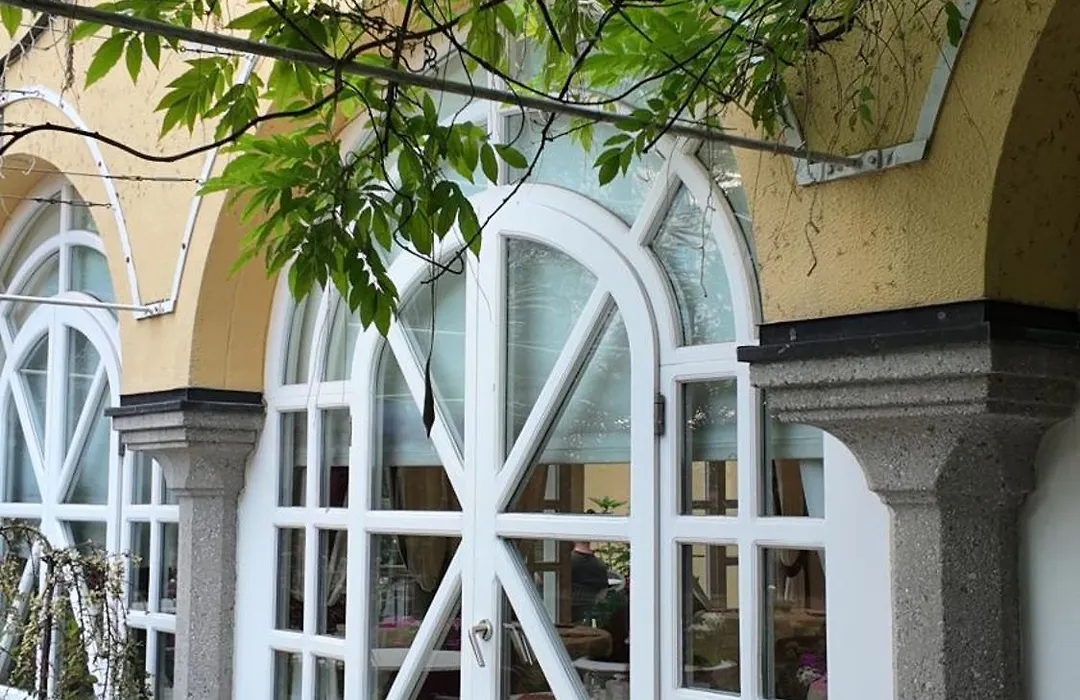 Hotel Aurbacher Hof Gmbh-1