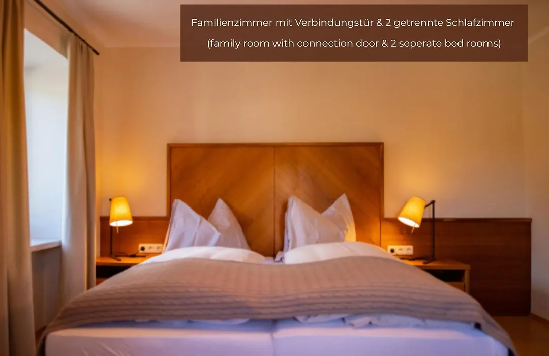 Abfalter - Apartments&Gästezimmer-1