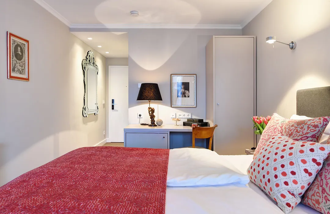 Hotel Admiral-1