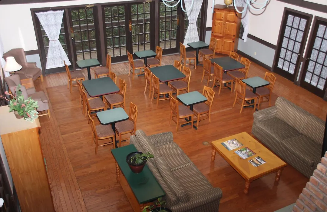 Spring House Inn-1