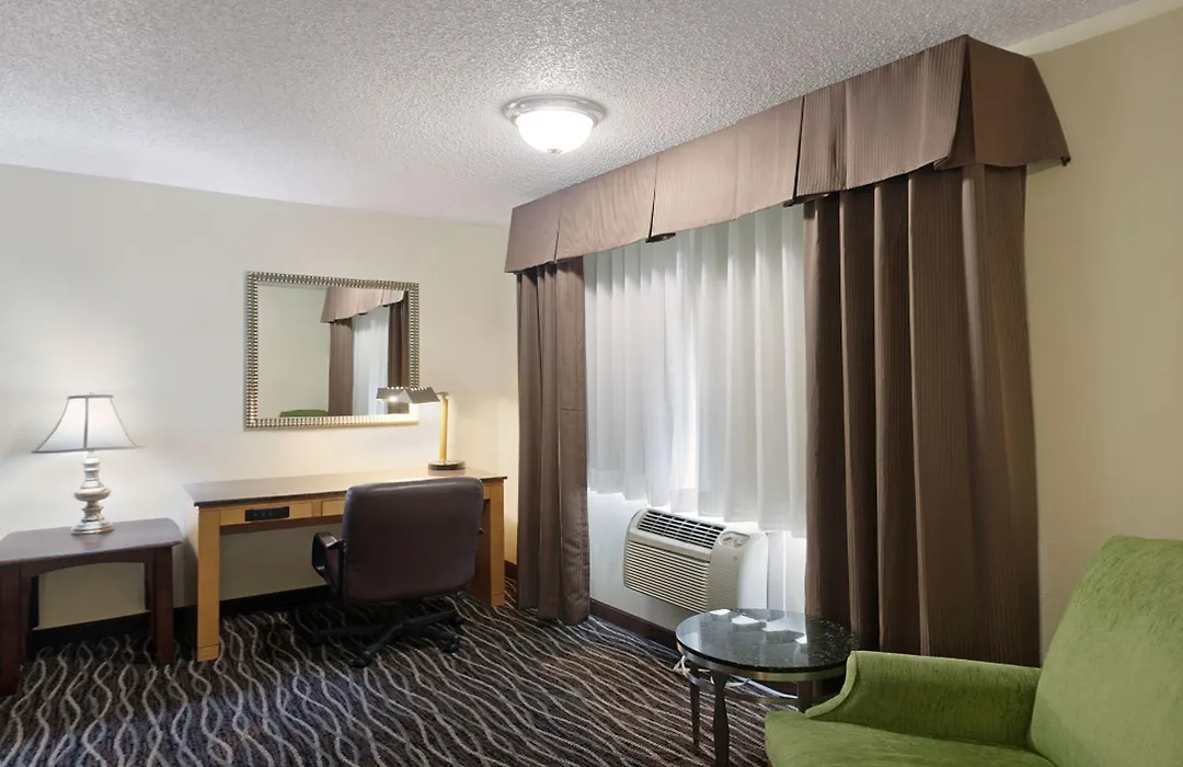 Days Inn By Wyndham Yakima-1