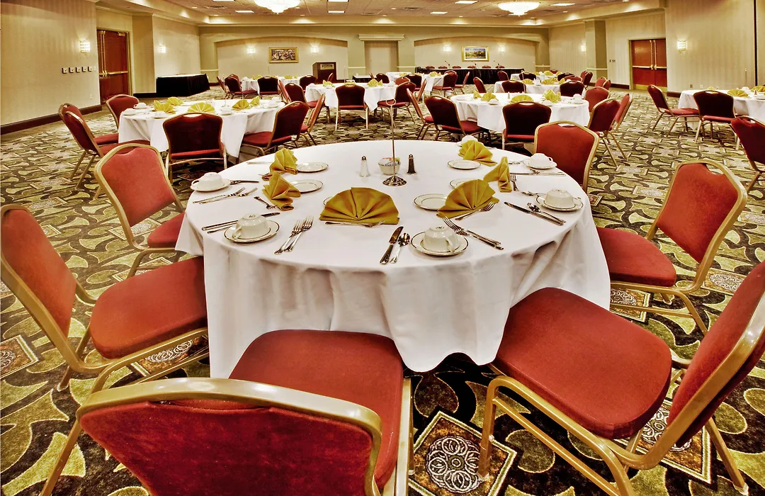 Holiday Inn Lafayette-City Centre By Ihg-1