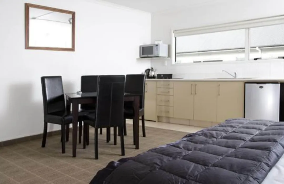 Hygate Motor Lodge-1