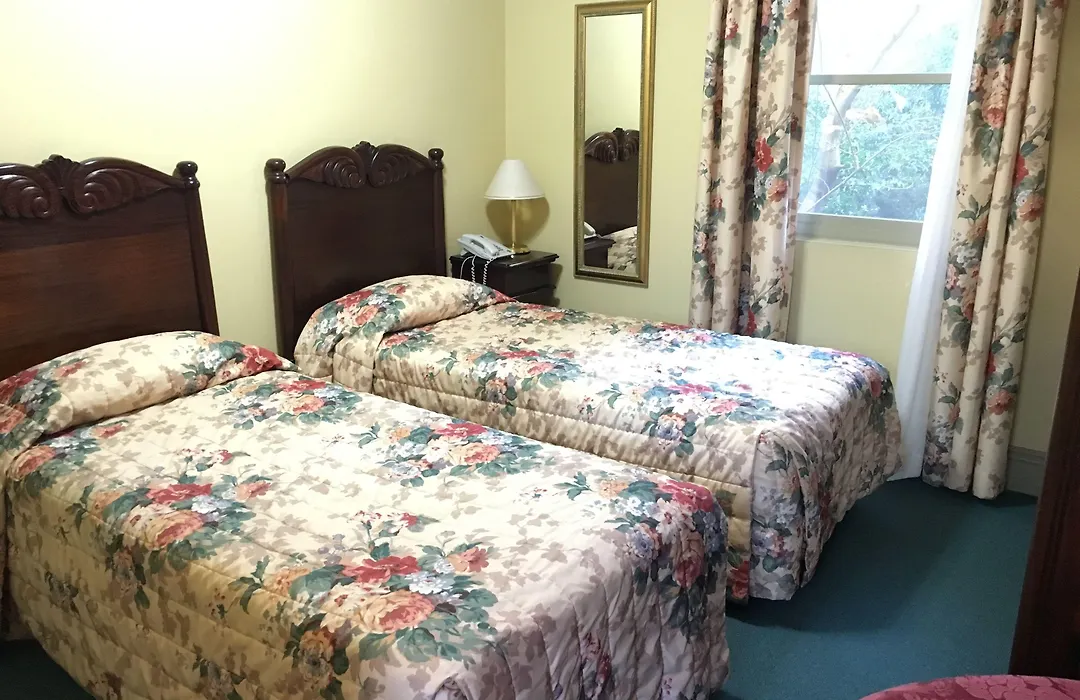 Avonmore On The Park Boutique Hotel-1
